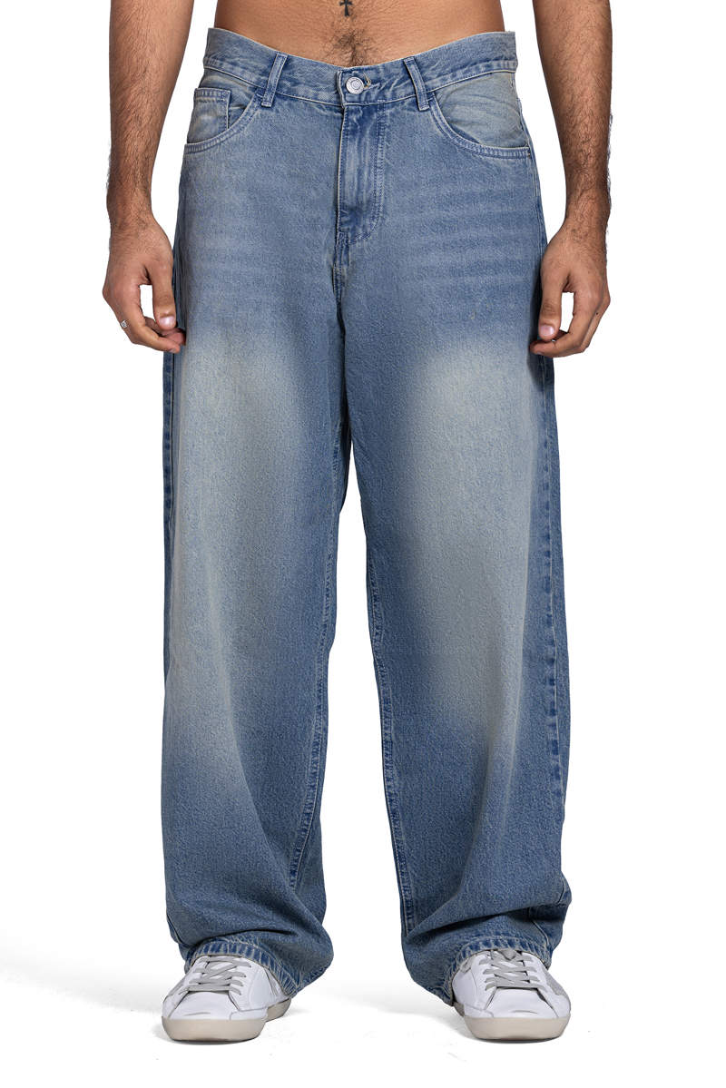 Real bagy in light wash